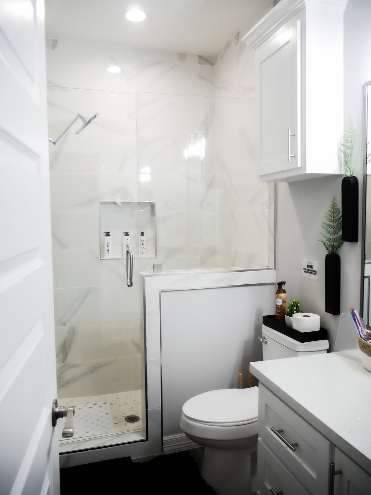 Premier Luxe Villa — bathroom 2